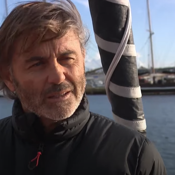 Route du Rhum : Yannick Bestaven : « J’ai beaucoup bricolé pour rester en course. J’ai failli m’arrêter à Açores pour faire une escale technique »