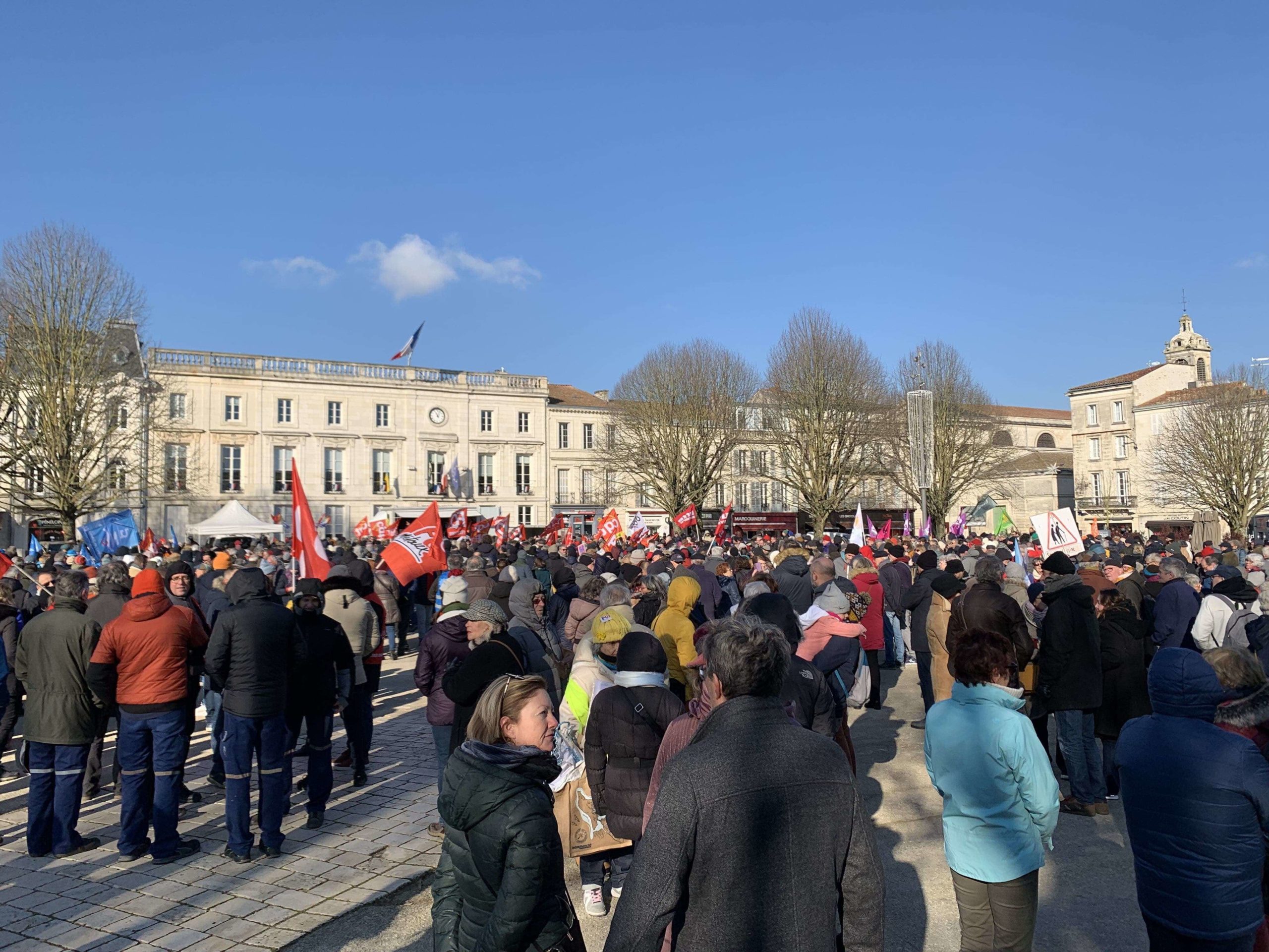 La troisième mobilisation contre la réforme des retraites à Rochefort et La Rochelle