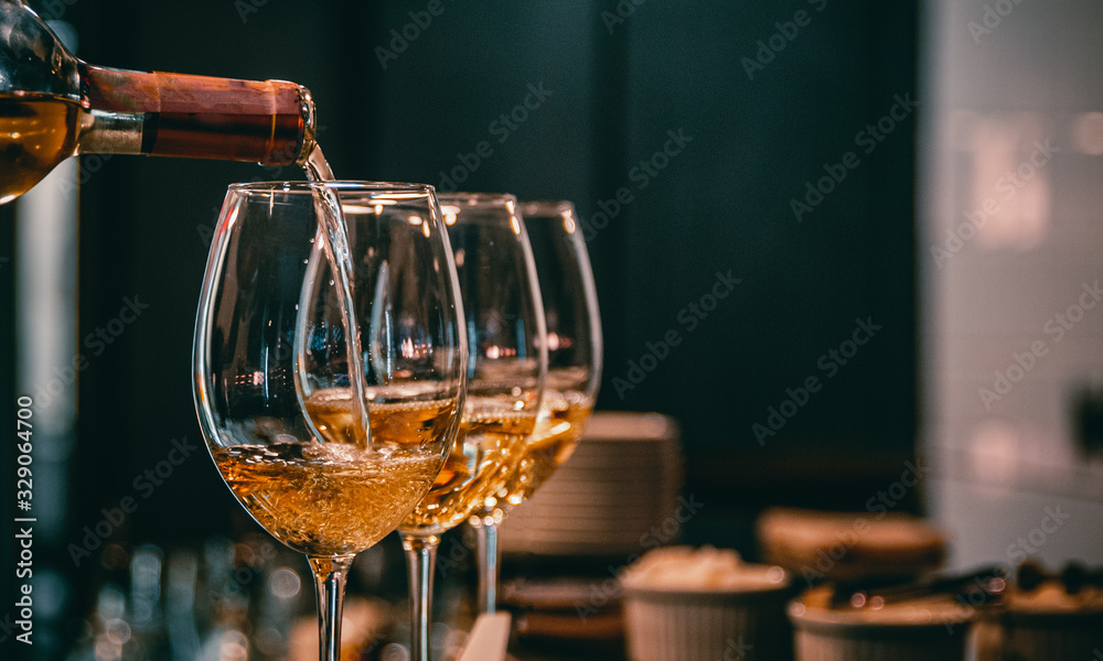 BORDEAUX : Les vignerons manquent de verre pour leur vin 